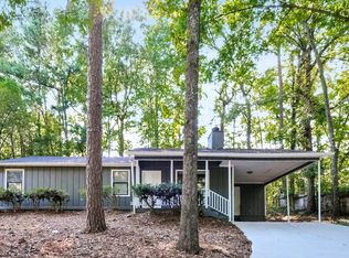 5205 Birdlake Dr, Lilburn, GA 30047