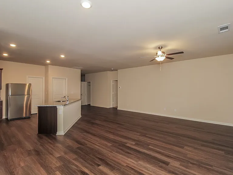 108 Innis Brook Cir — Photo 4