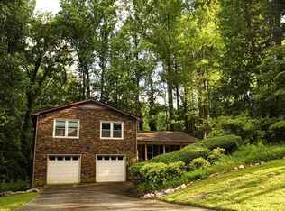 3466 Brookview Dr, Marietta, GA 30068