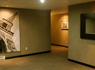141 North Ct APT 11C, Dixon, IL 61021