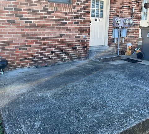 2nd image of 1613 Hartsville Pike #1