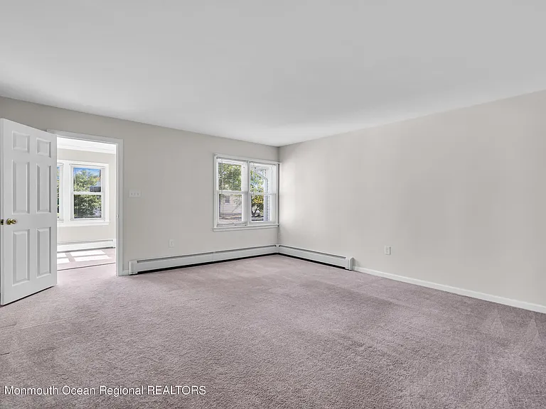 408 Newport Ave — Photo 22