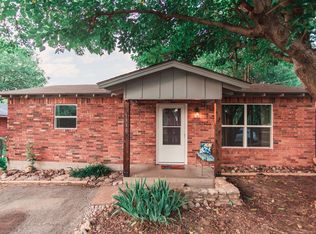 1330 W Groesbeck St, Stephenville, TX 76401