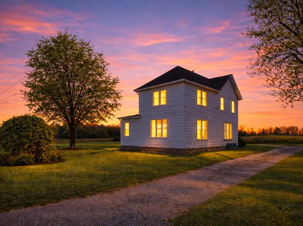 55570 State Highway 56, West Concord, MN 55985