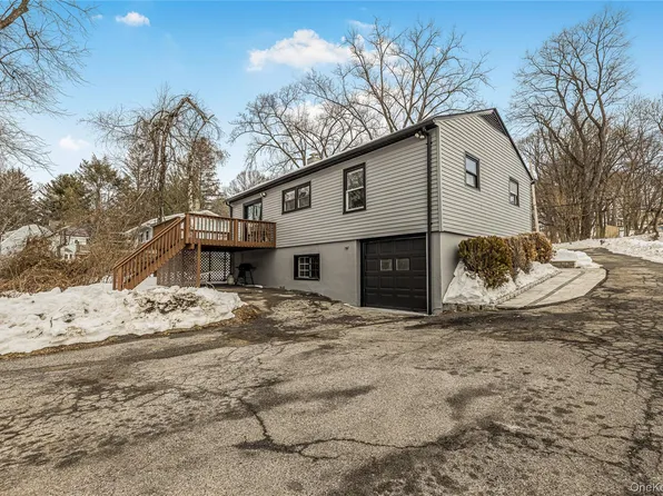 221 Lafayette Avenue, Cortlandt Manor, NY 10567