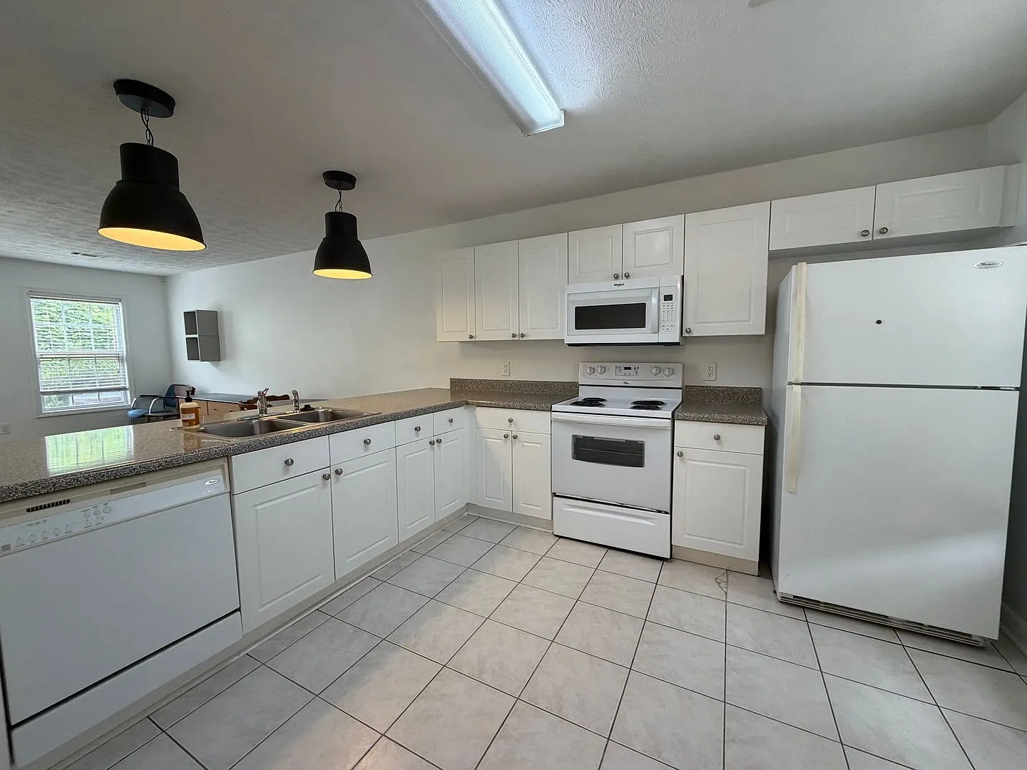 1477 N. Donahue, Unit 3901 — Photo 4