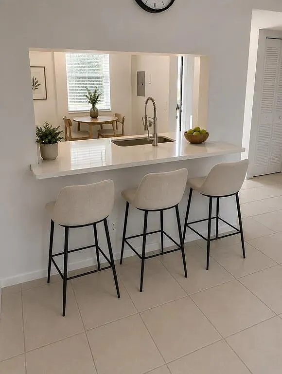 2 bed, 2.0 bath, 787 sqft, $2,100 — Photo 3