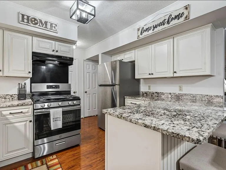 2163 Vaden Village Dr — Photo 14