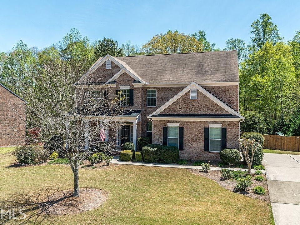 2nd image of 1035 Preserve Ln