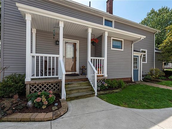 3rd image of 4085 W 219th St