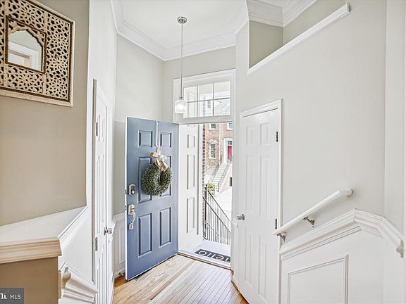 2nd image of 4602 Latrobe Pl
