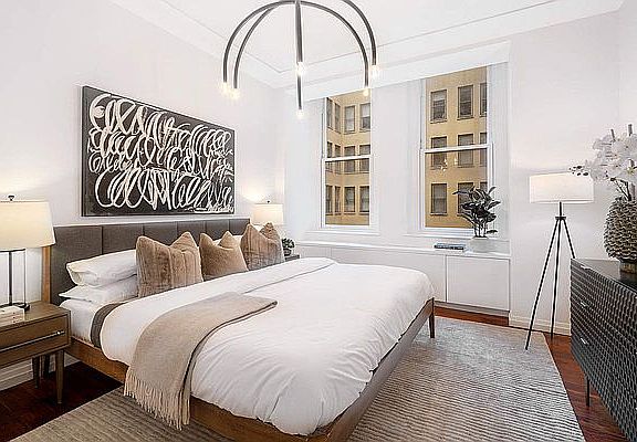 5th image of 55 Wall St APT 705