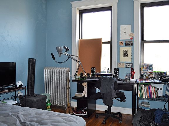 5th image of 33 Egremont Rd APT 5