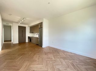 9228 Slopes Mews #314, Burnaby, BC V5A 0E9