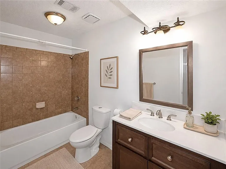 6447 River Park Dr — Photo 5