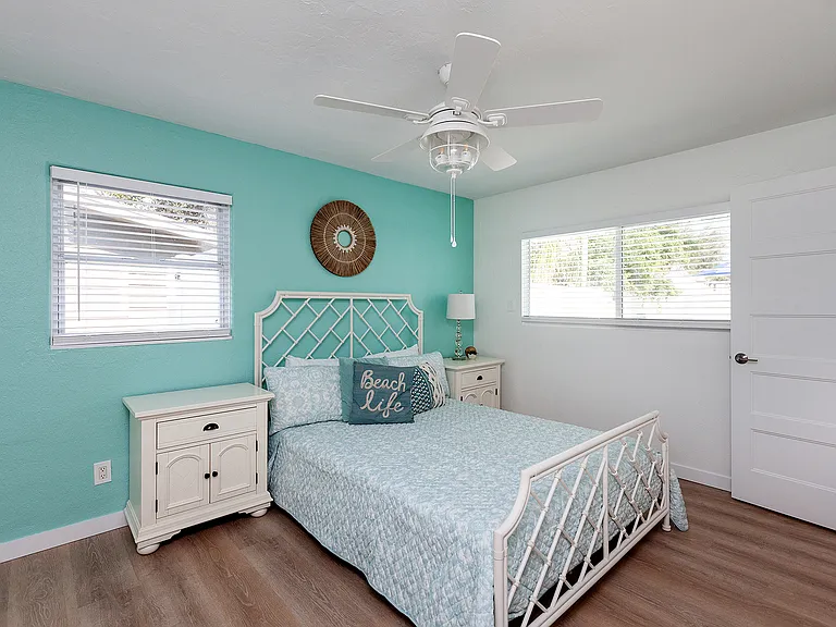 3049 Wood St — Photo 20