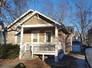 326 S West St, Crown Point, IN 46307