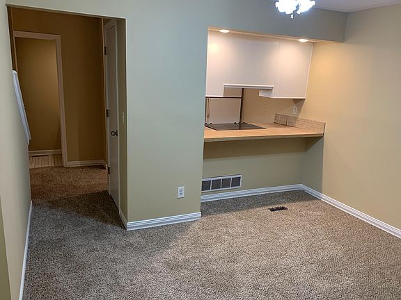 2nd image of 3220 Eaton St