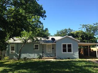905 Jordan St, Brady, TX 76825