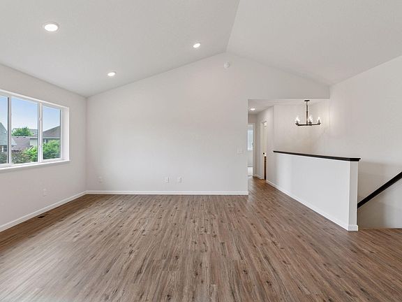 5th image of 4944 River Oaks Rd