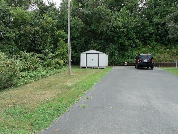 2nd image of 4448 Bristol Hwy