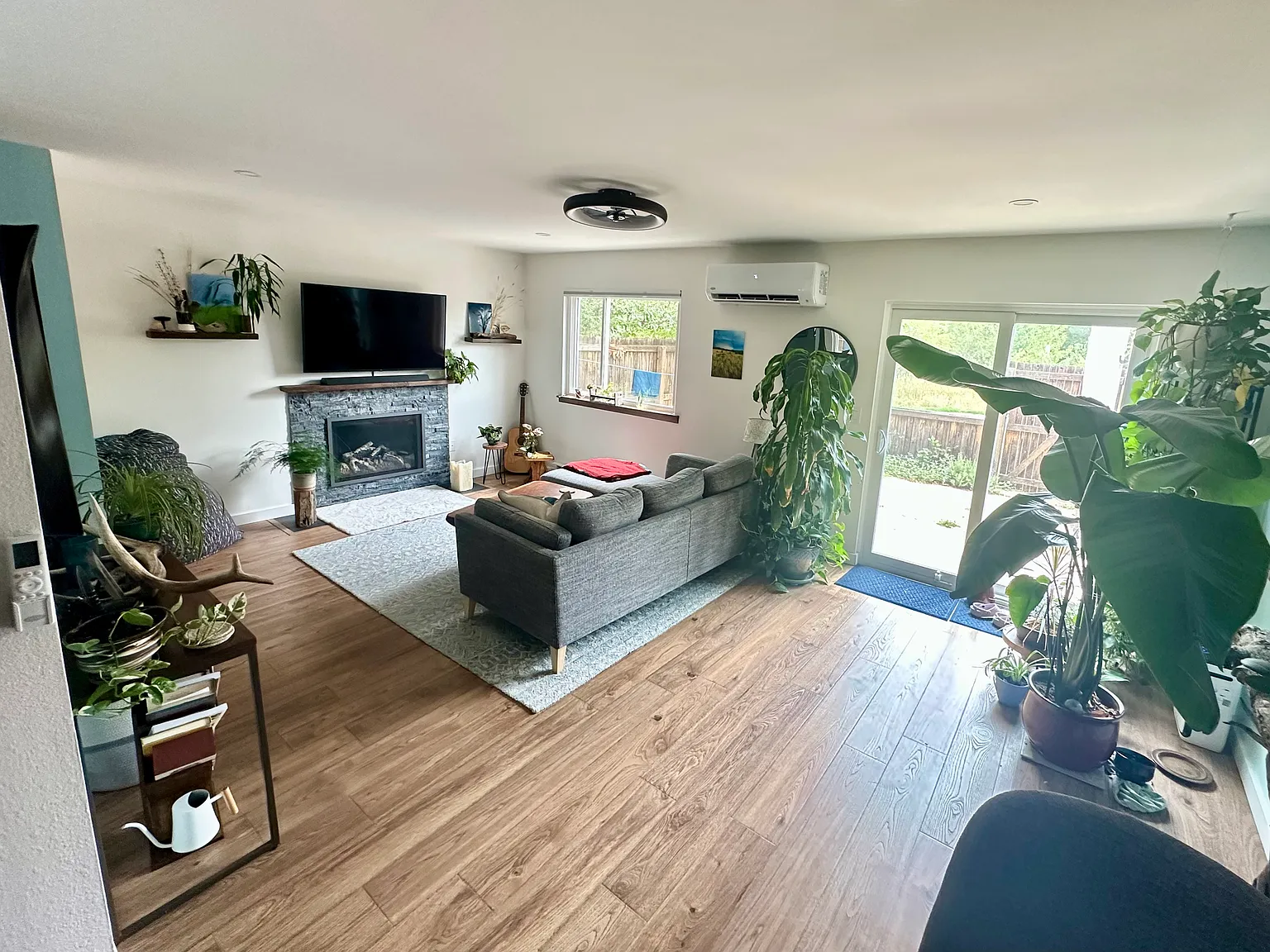 1894 Centaur Cir — Photo 1