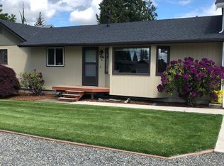 306 Division St #A, Lynden, WA 98264
