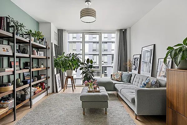 1st image of 540 W 49th St #403S