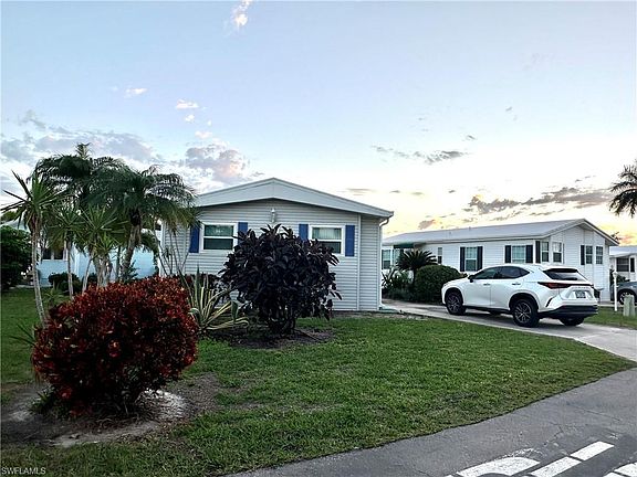 3rd image of 4591 Lincoln LN E