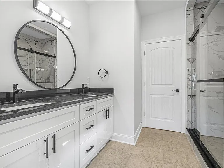 413 Weston Park — Photo 21