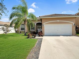 3015 SE 4th Pl, Homestead, FL 33033