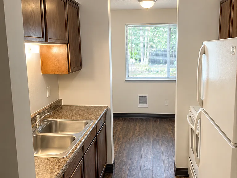 2303 Jefferson St #2 — Photo 1