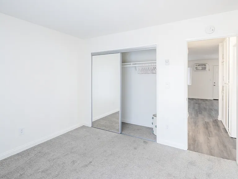 Artesia Crossings Apartments — Photo 20
