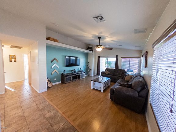 3rd image of 15356 W Mauna Loa Ln