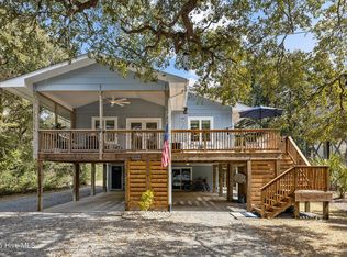 112 Doe Dr, Emerald Isle, NC 28594