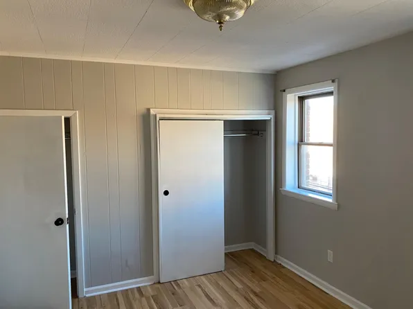 2546 S 12th St Floor 2, Philadelphia, PA 19148