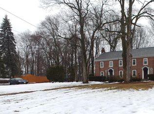 367 N Main St, Andover, MA 01810
