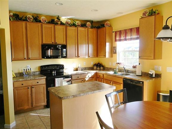 4th image of 1602 Elm Brook Trl