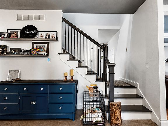 2nd image of 2702 Springhill Ln