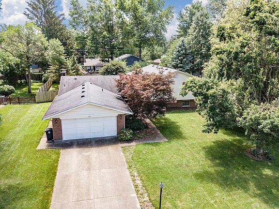 3rd image of 926 Thorndale Dr