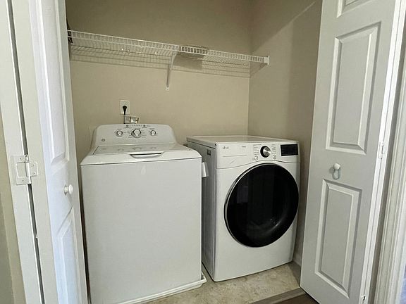 4th image of 5608 Moresby Ct