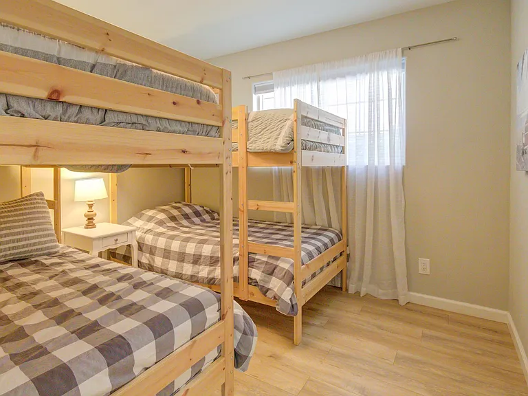 4630 Capitola Rd — Photo 18