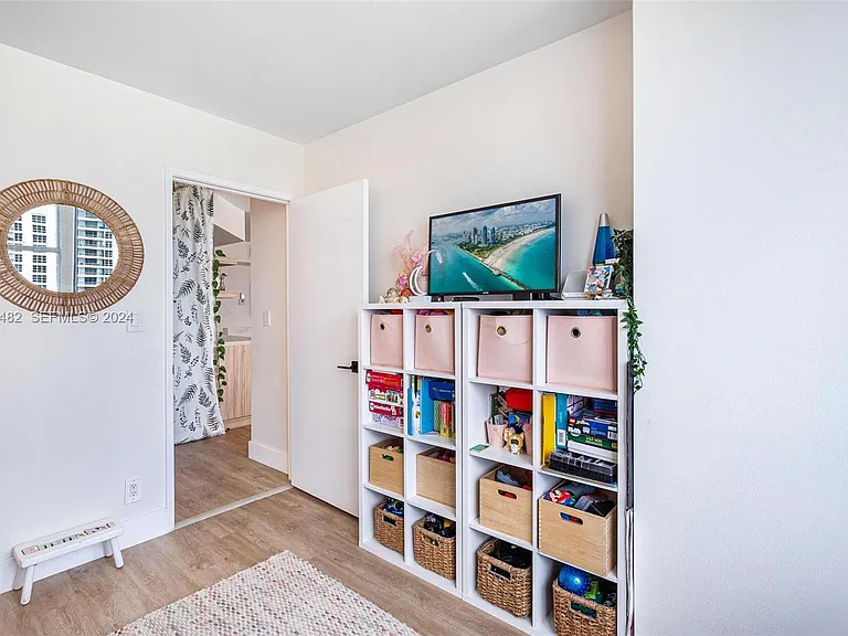 3600 Mystic Pointe Dr #1417 — Photo 19