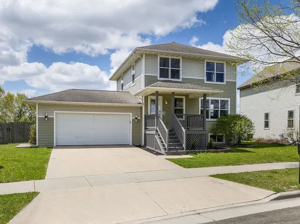 268 Sweet Grass Dr, Sun Prairie, WI 53590