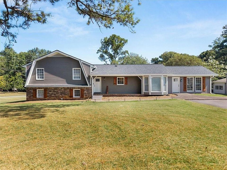 1st image of 3462 Due West Rd NW