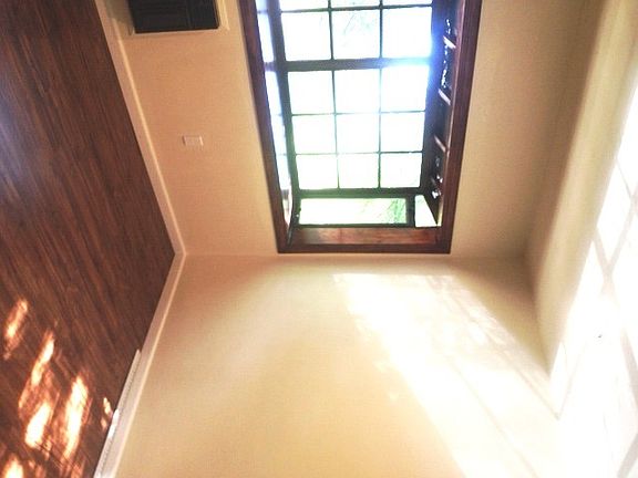 5th image of 825 S 6th St APT B