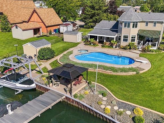 4th image of 7651 W Rivershore Dr