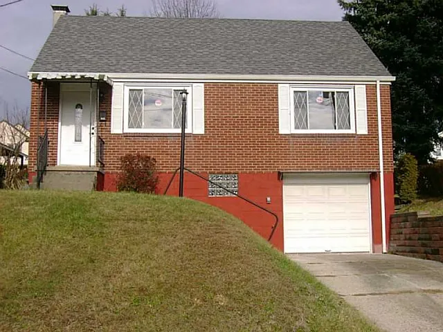 445 Elwyn Ave photo 1