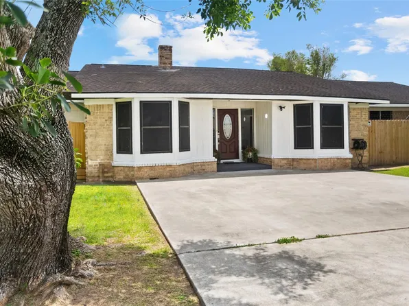 5001 Texas Ave, La Marque, TX 77568