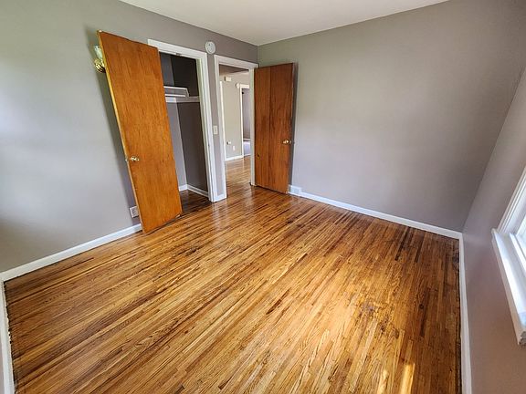 5th image of 206 Traver Cir